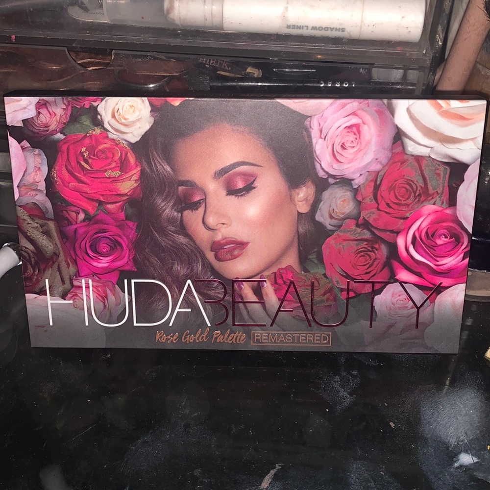 HUDA Rose Gold